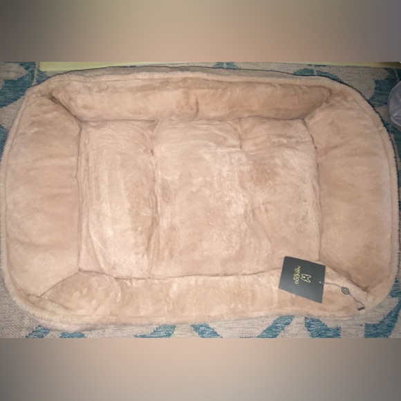 Cozy Tan Pet Bed